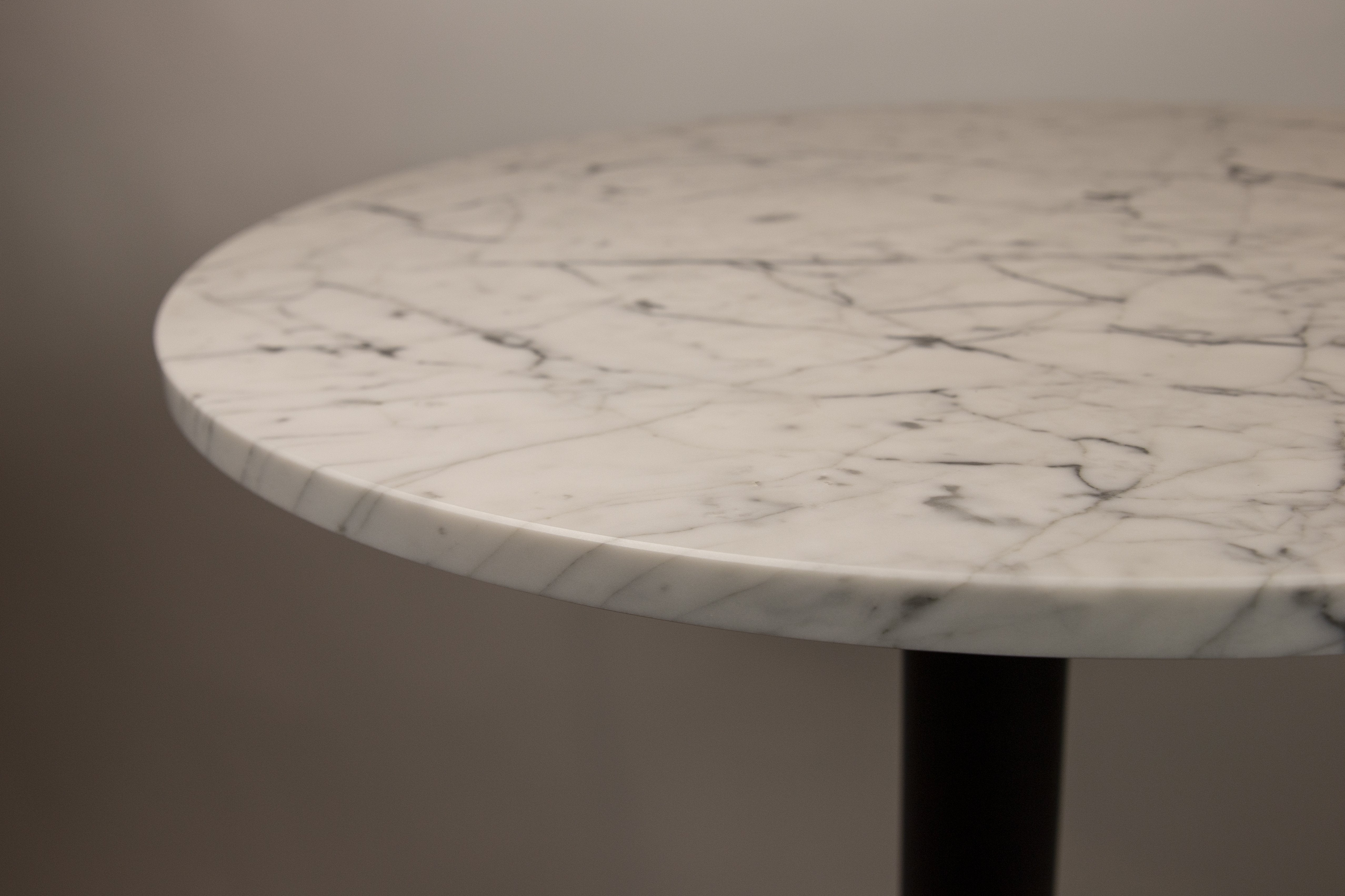 Tischplatte Bianco Carrara Ø 700 mm